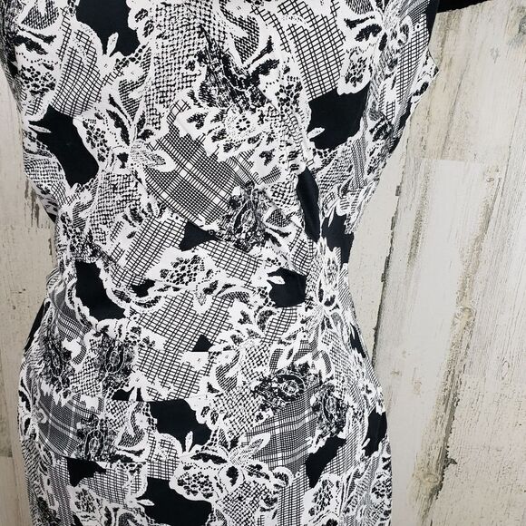 Modcloth Floral Pleated Sheath Dress Sz M - Picture 4 of 10